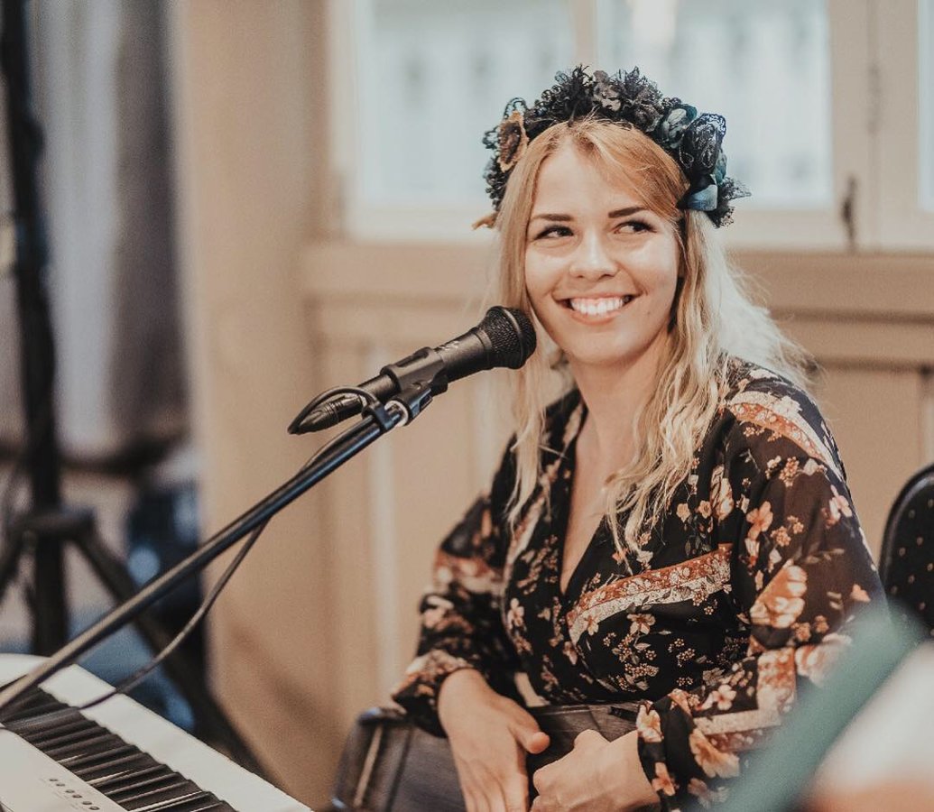 Ilze Rijniece - dziedātāja